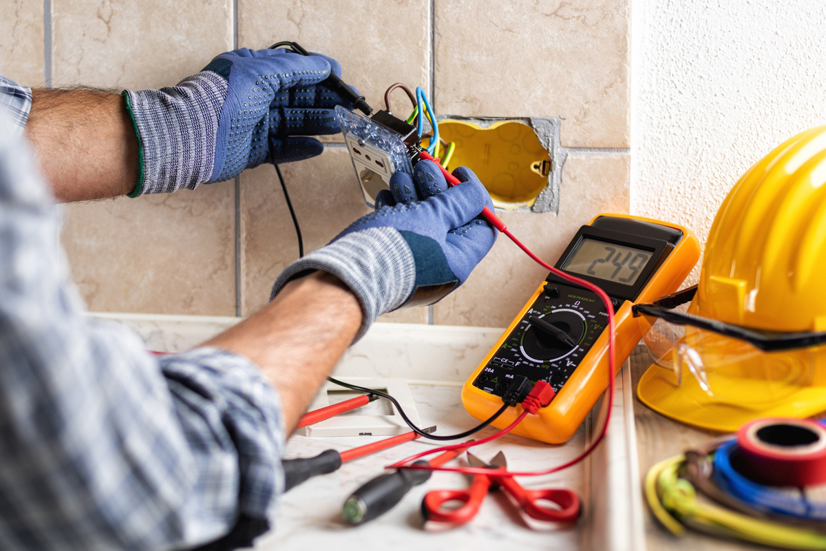 Local Google Ads Strategies for Plumbers and Electricians in Florida