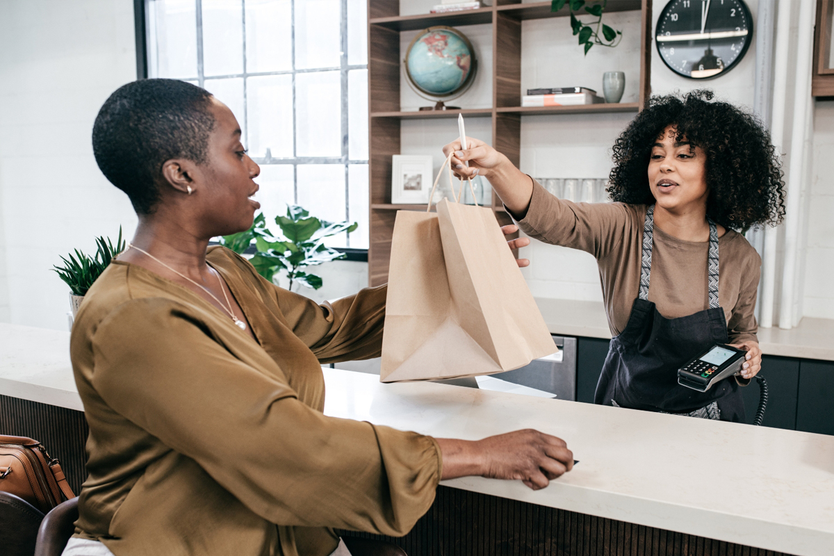Web Design Tips That Help Florida Retailers Convert More Visitors